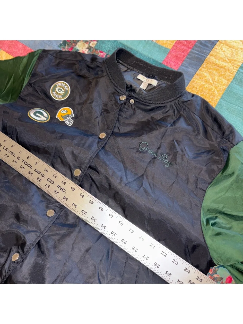 Green Bay Packers Satin NFL Embroidered Varsity Jacket Unisex L Bomber Jacket